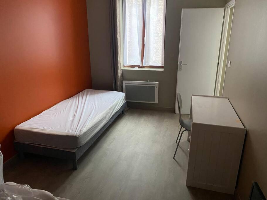 Appartement 4 - Hyper Centre - 1 A 4 Personnes Douai Dış mekan fotoğraf
